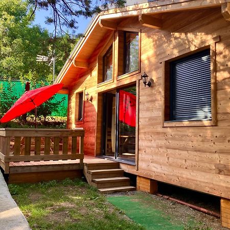 Camping L'Enclave Mobil-Home Estavar Bagian luar foto