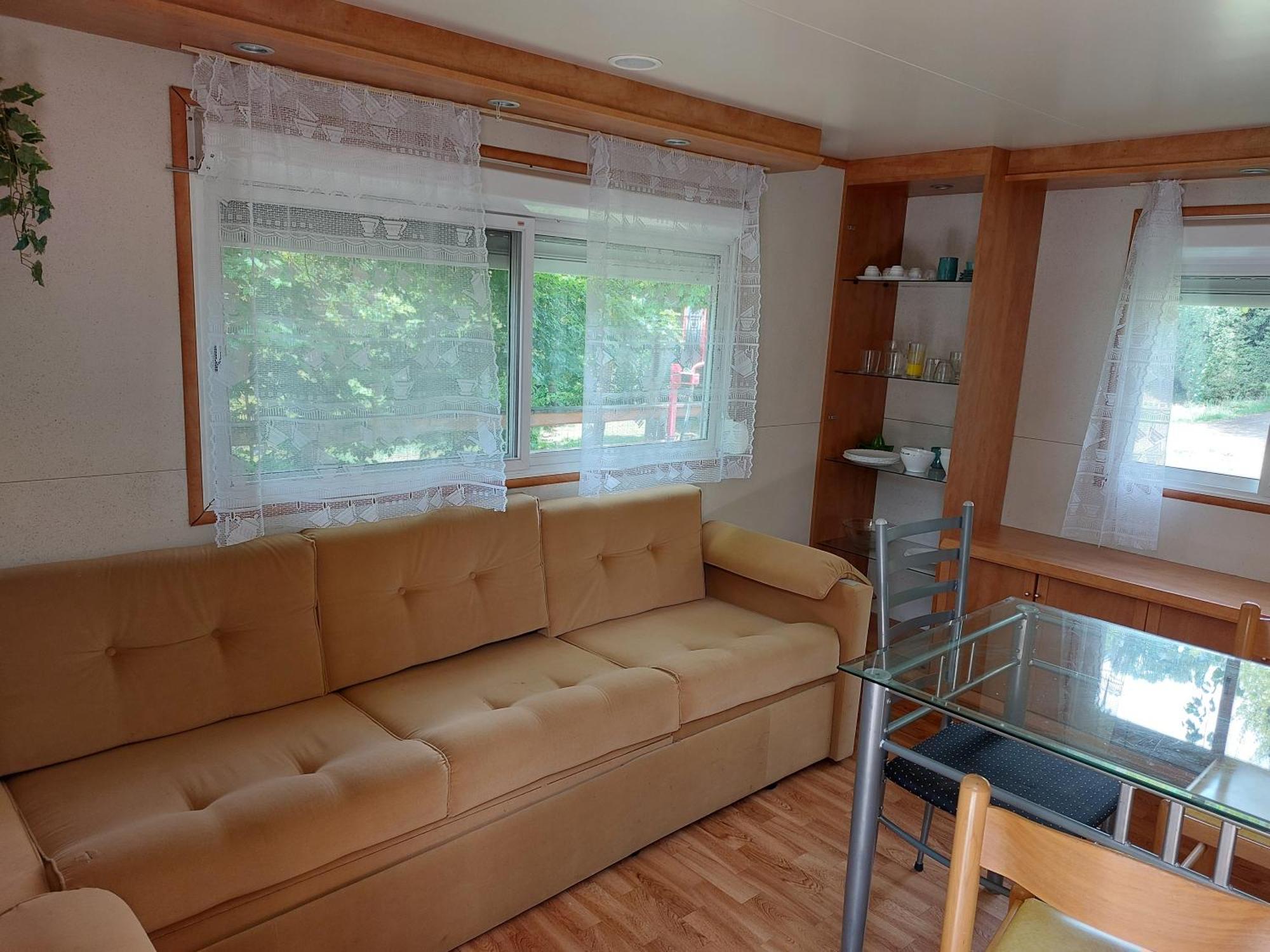 Camping L'Enclave Mobil-Home Estavar Bagian luar foto