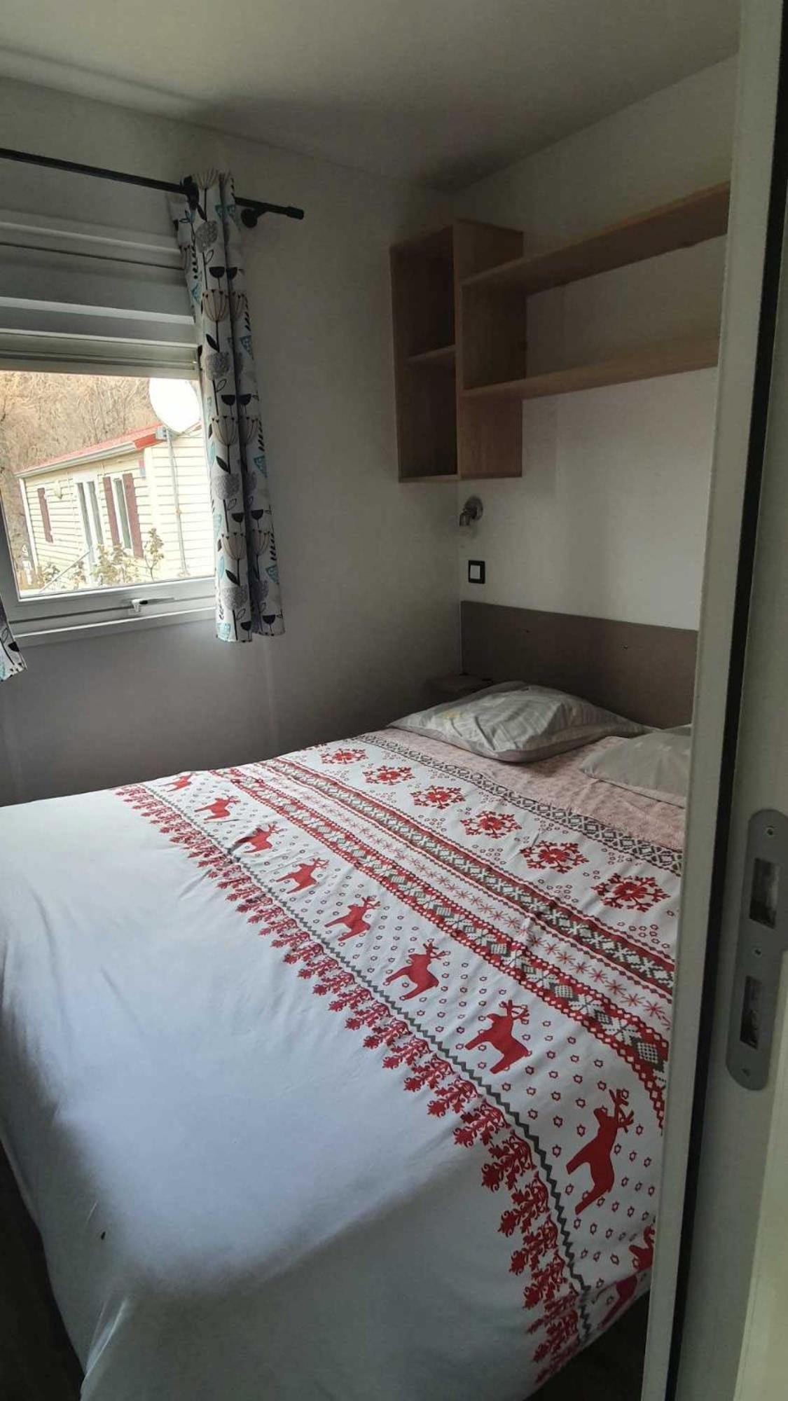 Camping L'Enclave Mobil-Home Estavar Bagian luar foto