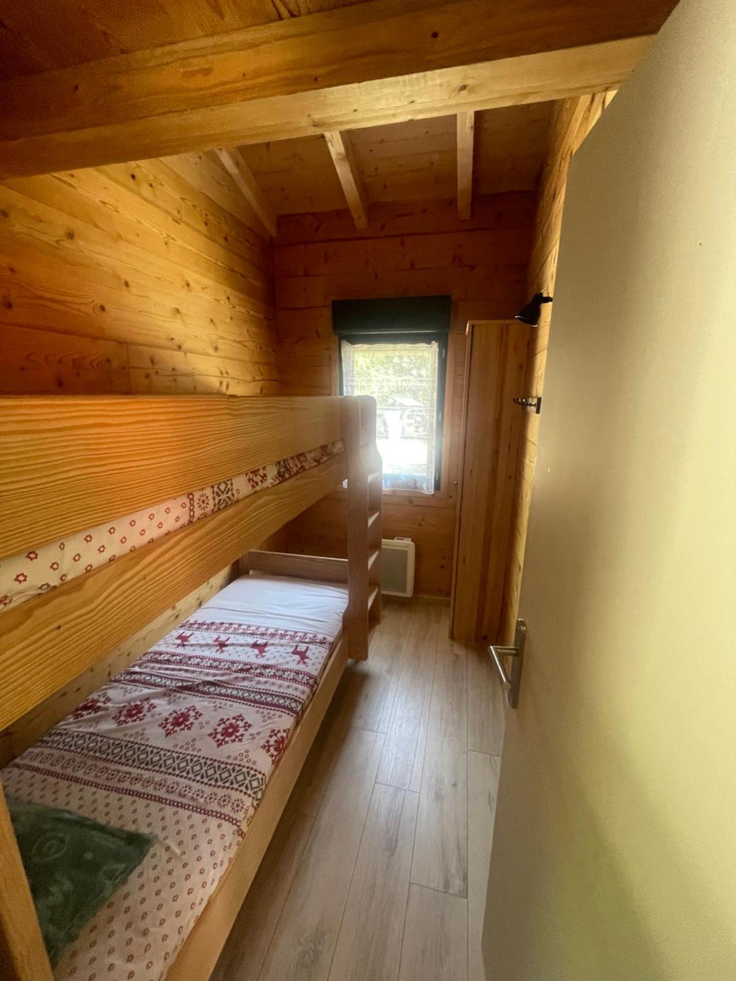Camping L'Enclave Mobil-Home Estavar Bagian luar foto