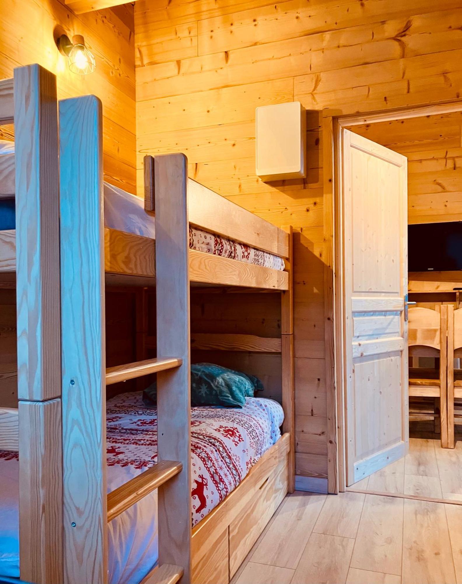 Camping L'Enclave Mobil-Home Estavar Bagian luar foto