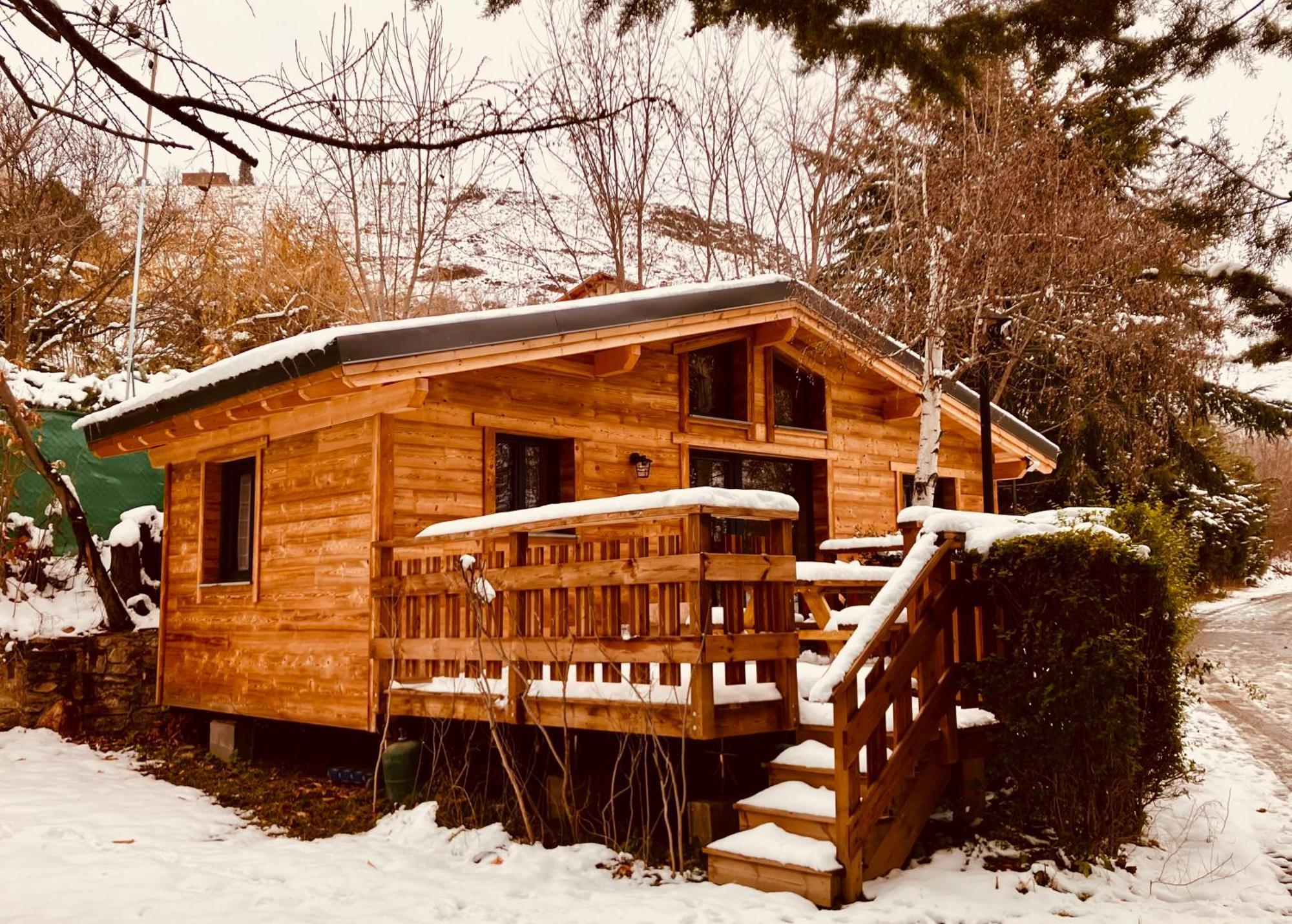 Camping L'Enclave Mobil-Home Estavar Bagian luar foto