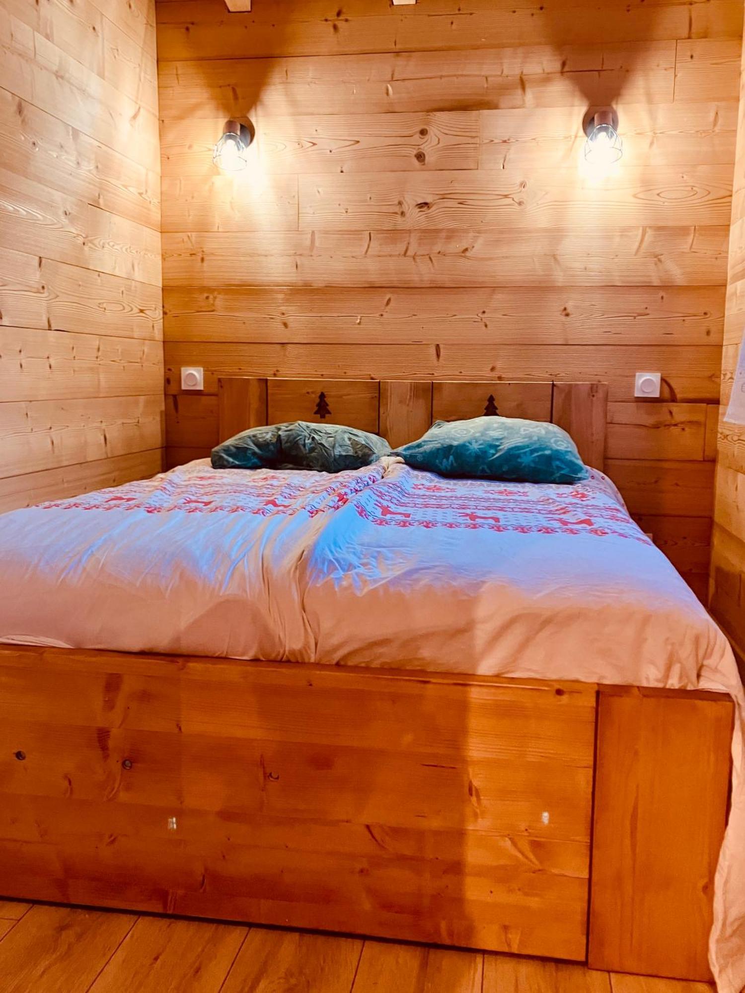 Camping L'Enclave Mobil-Home Estavar Bagian luar foto
